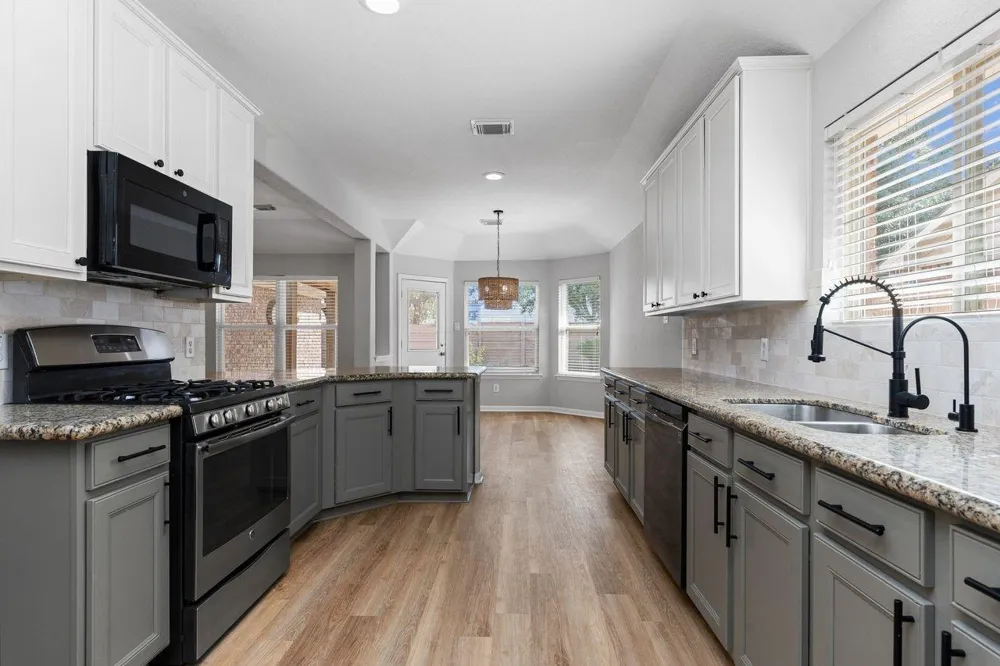7207 Palmito Ranch Drive Richmond, TX 77406