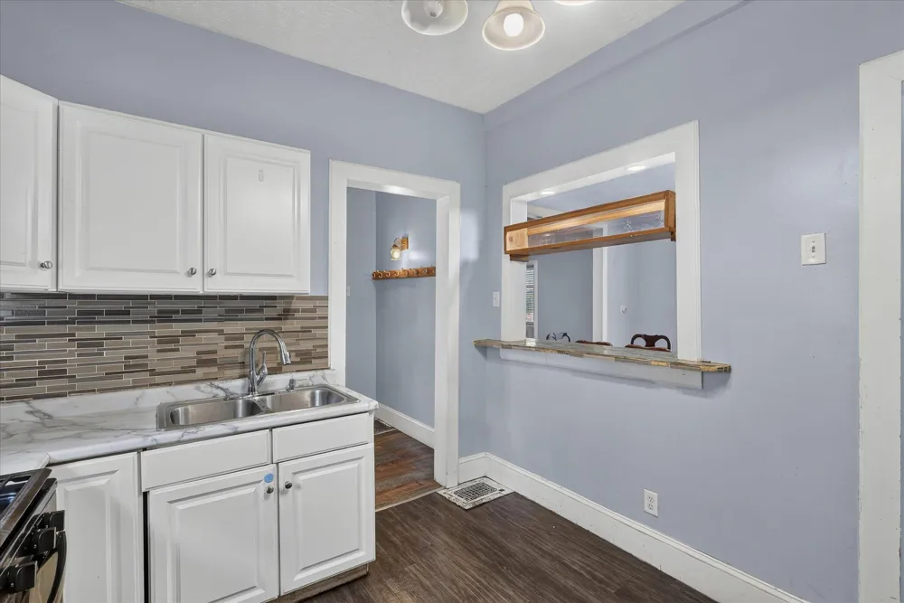243 Delaware Street SE Grand Rapids, MI 49507