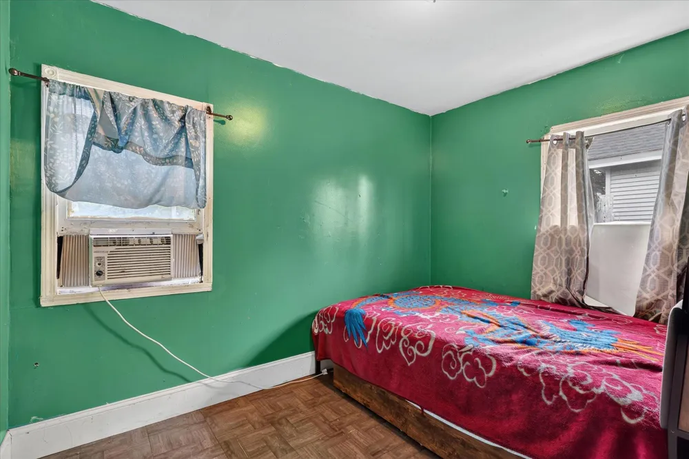 243 Delaware Street SE Grand Rapids, MI 49507