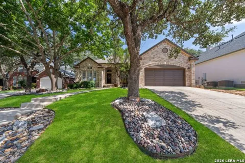 1711 Sandringham