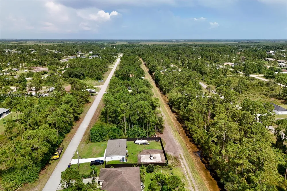 1114 CRAFT ST E Lehigh Acres, FL 33974
