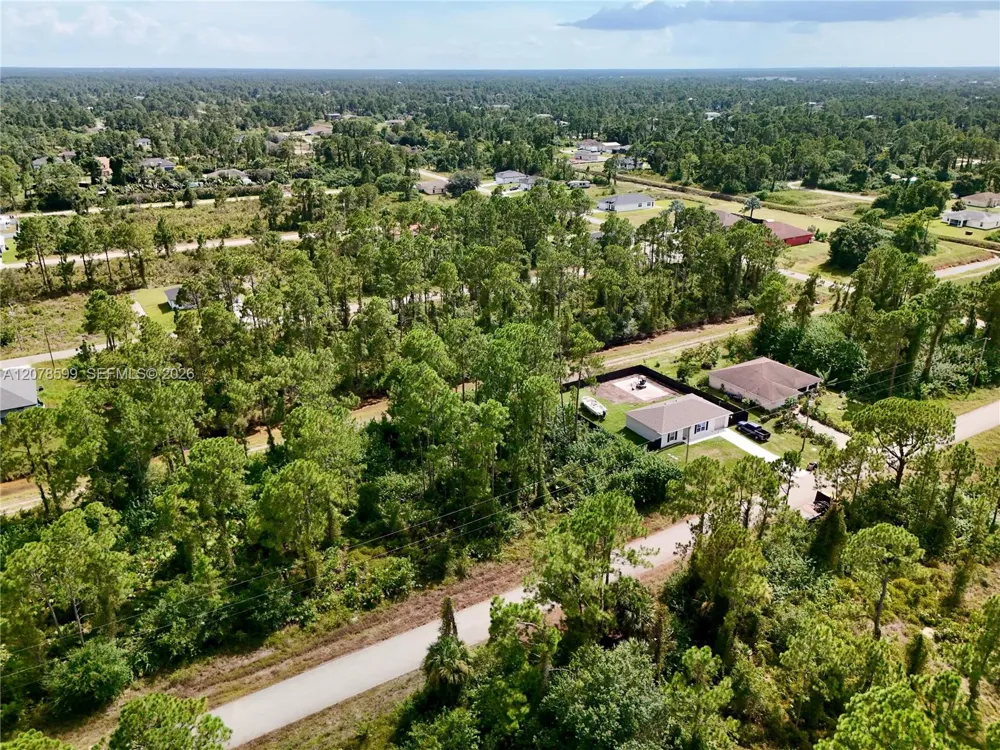 1114 CRAFT ST E Lehigh Acres, FL 33974