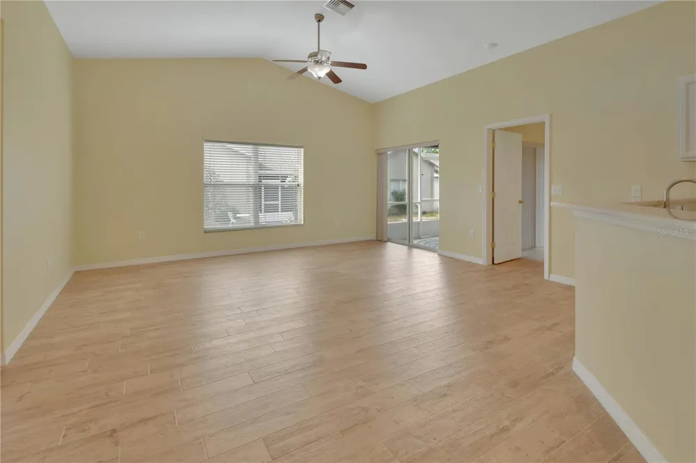 210 PINE BLUFF AVENUE #210 Deland, FL 32724