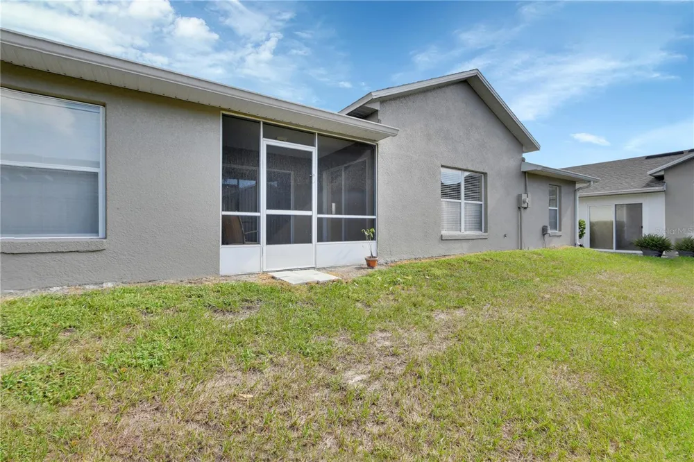 210 PINE BLUFF AVENUE #210 Deland, FL 32724