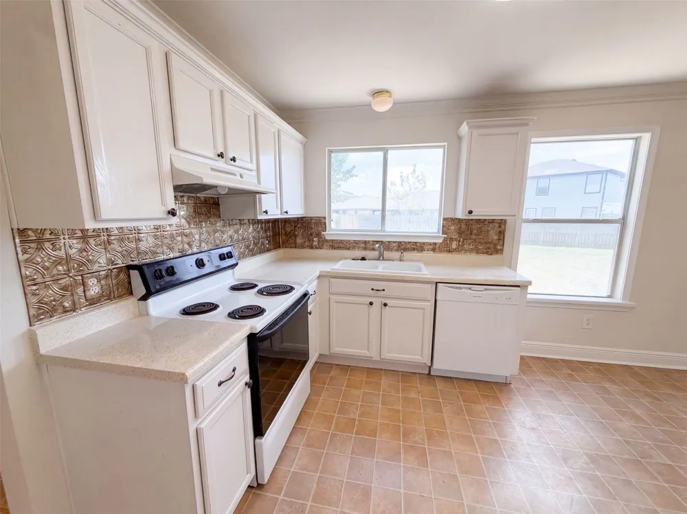 101 Gillespie Lane Elgin, TX 78621