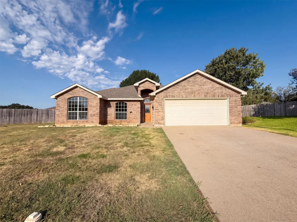 9 Fern Oak Court Mansfield, TX 76063
