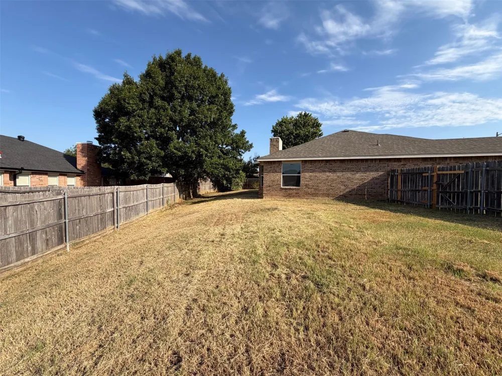9 Fern Oak Court Mansfield, TX 76063