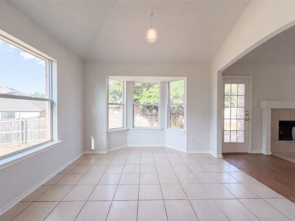 9 Fern Oak Court Mansfield, TX 76063