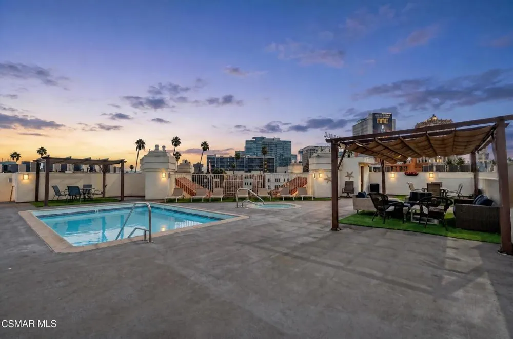 620 Gramercy Place #236 Los Angeles, CA 90005