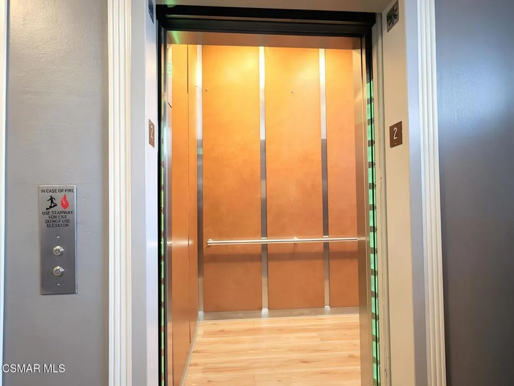 620 Gramercy Place #236 Los Angeles, CA 90005