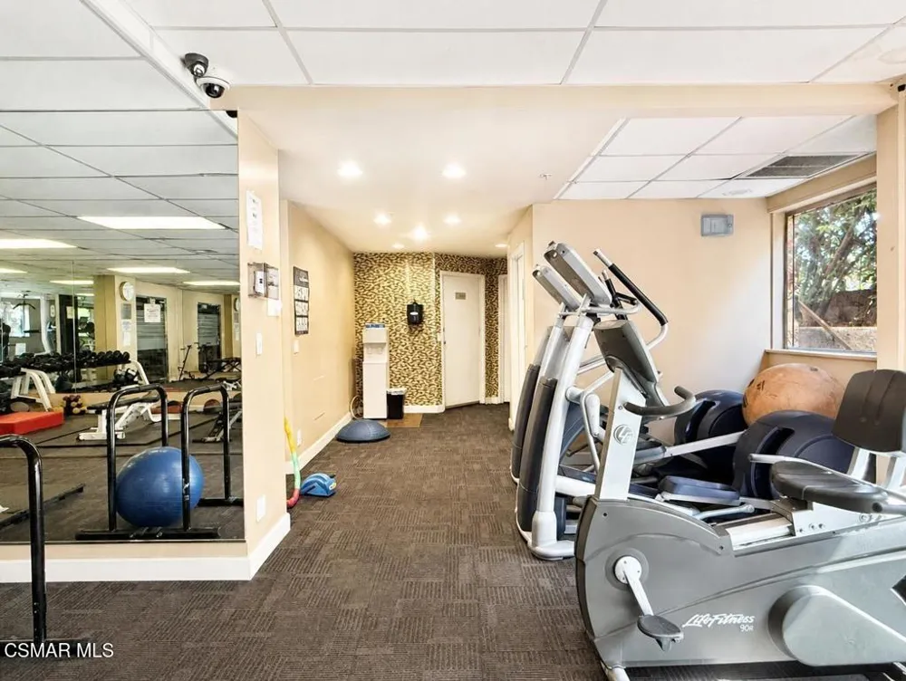 620 Gramercy Place #236 Los Angeles, CA 90005