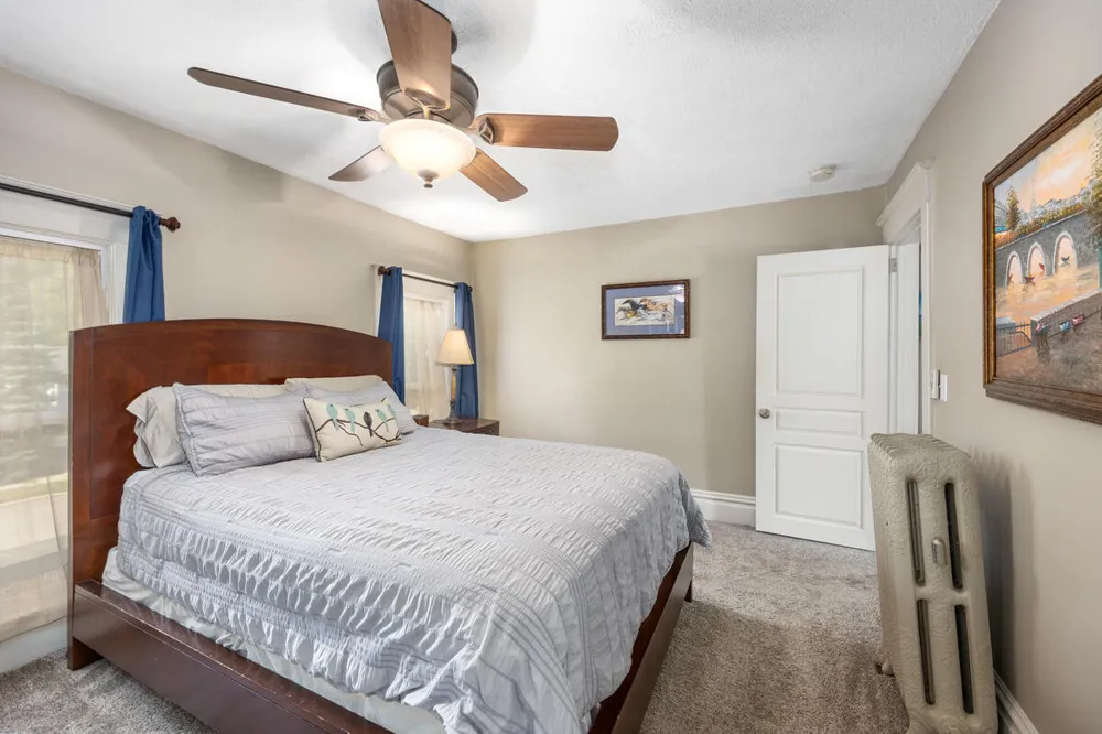 702 Graceland Street NE Grand Rapids City, MI 49505