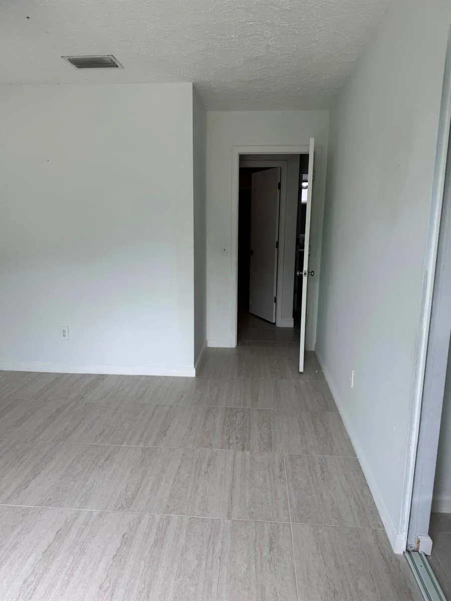 1691 SE Goucho Avenue Port St. Lucie, FL 34952