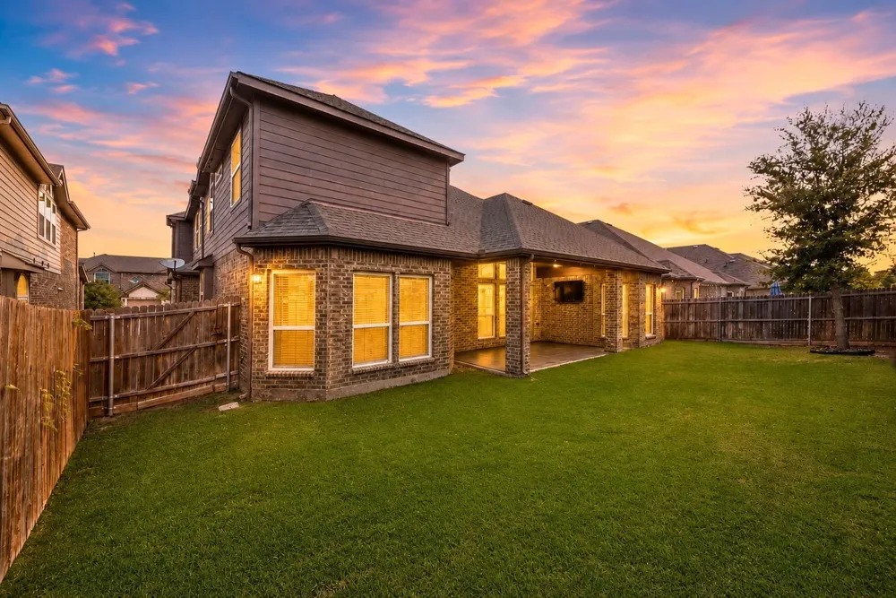 7624 Echo Hill Lane Denton, TX 76208