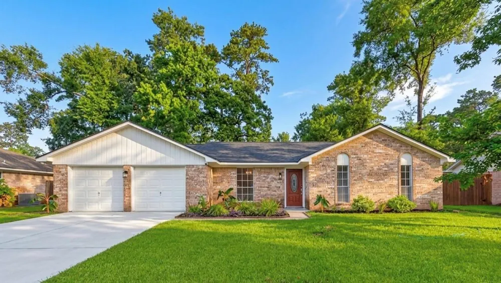 710 Equinox Street Crosby, TX 77532