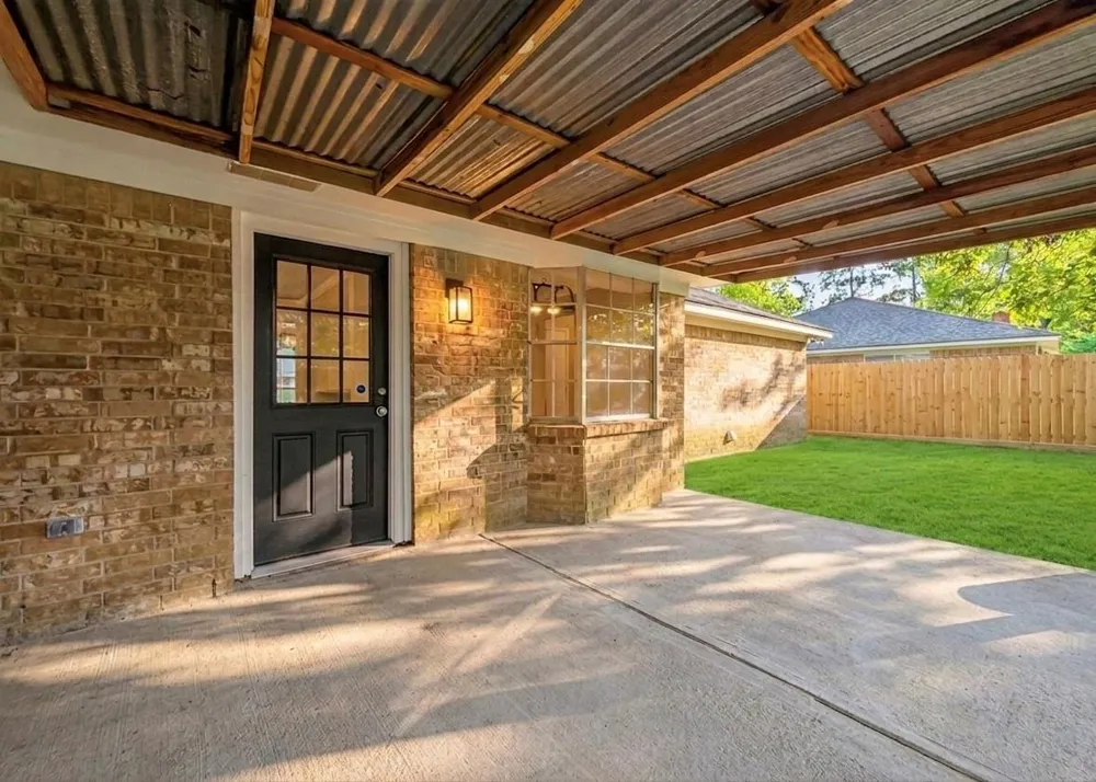 710 Equinox Street Crosby, TX 77532