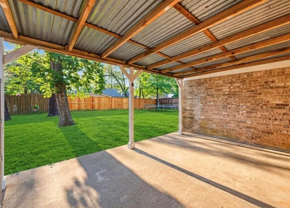 710 Equinox Street Crosby, TX 77532