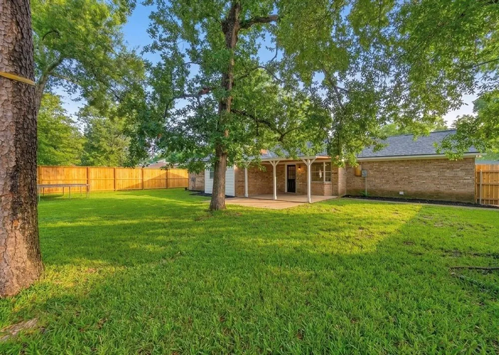 710 Equinox Street Crosby, TX 77532