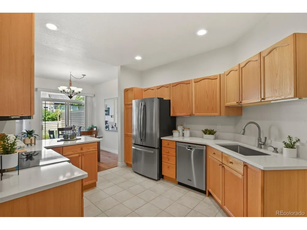 8352 S Garland Circle Littleton, CO 80128