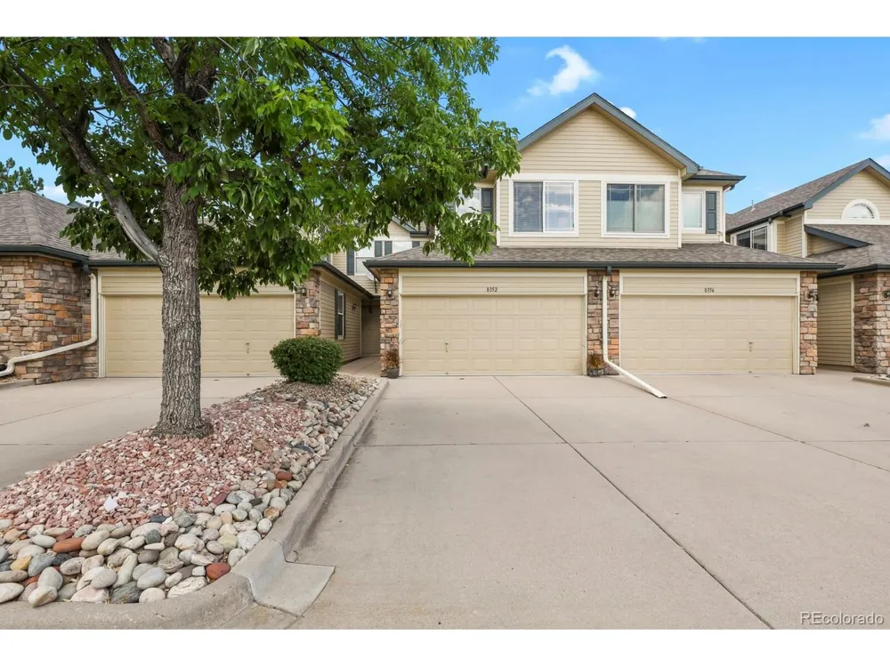8352 S Garland Circle Littleton, CO 80128