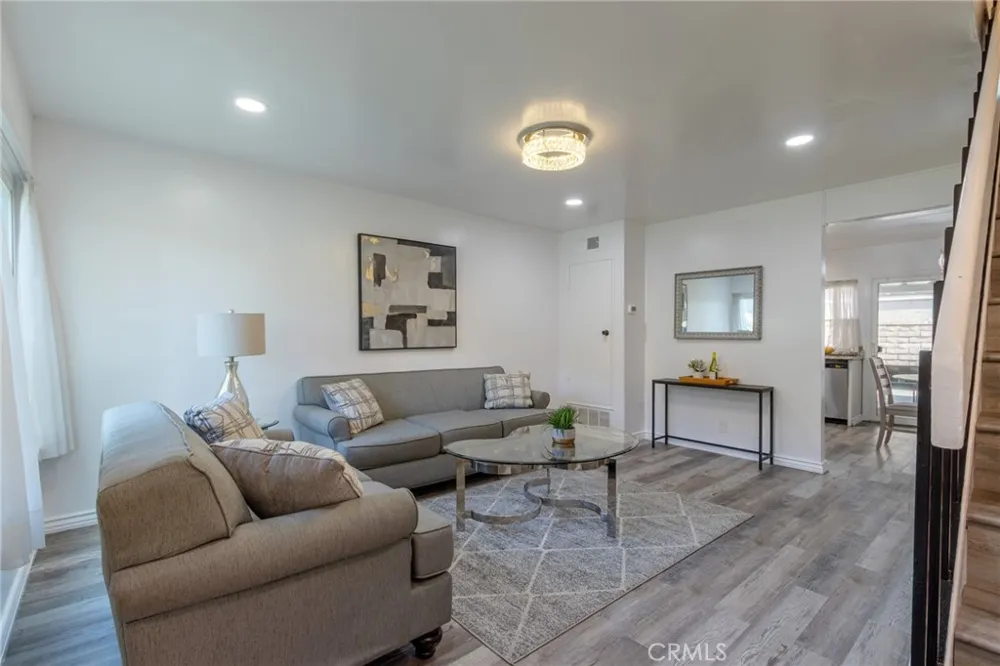 5096 Via Maria La Palma, CA 90623