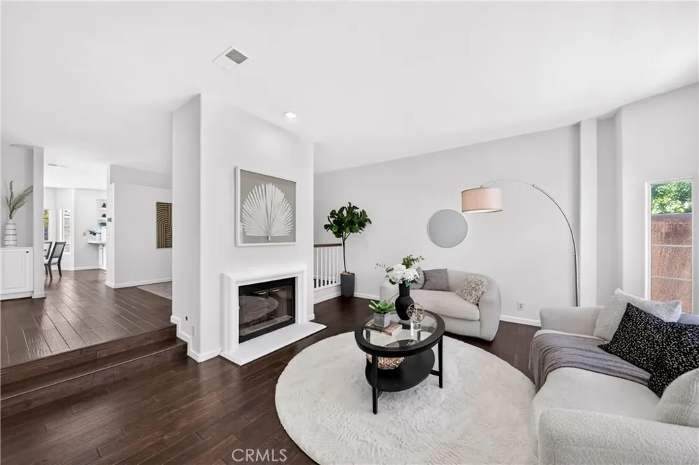 2825 Plaza Del Amo #102 Torrance, CA 90503