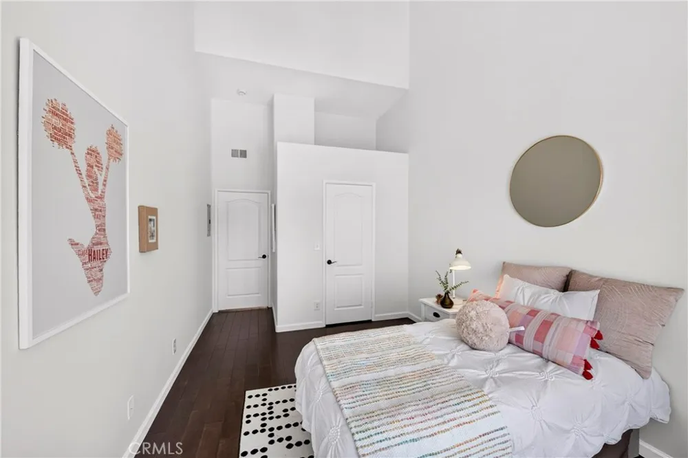 2825 Plaza Del Amo #102 Torrance, CA 90503