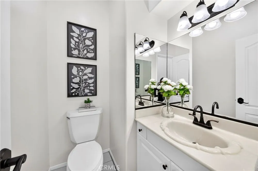 2825 Plaza Del Amo #102 Torrance, CA 90503