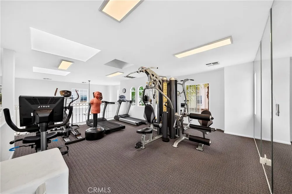 2825 Plaza Del Amo #102 Torrance, CA 90503
