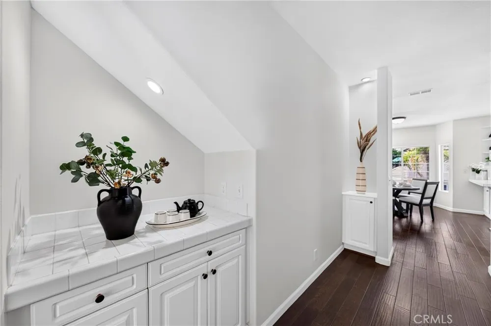 2825 Plaza Del Amo #102 Torrance, CA 90503
