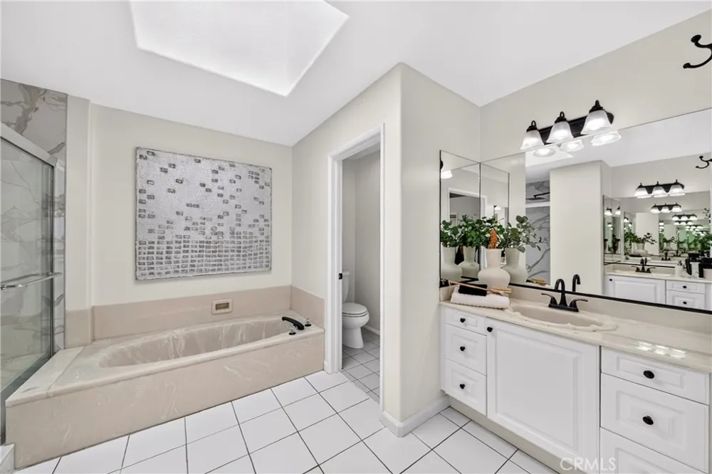 2825 Plaza Del Amo #102 Torrance, CA 90503