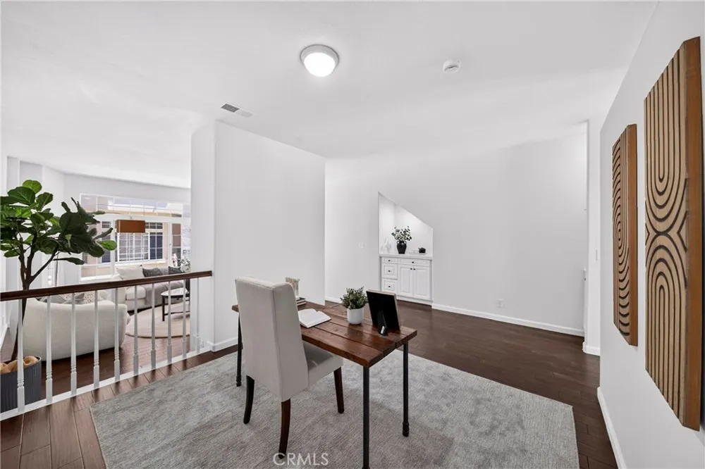 2825 Plaza Del Amo #102 Torrance, CA 90503