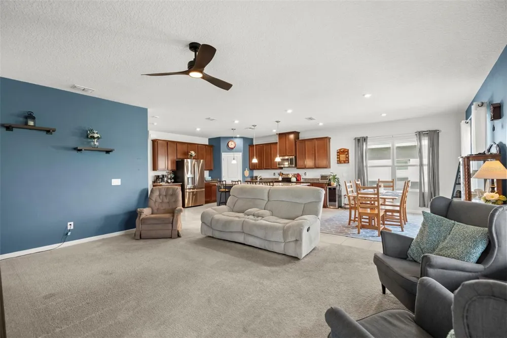 3053 HILL POINT STREET Minneola, FL 34715