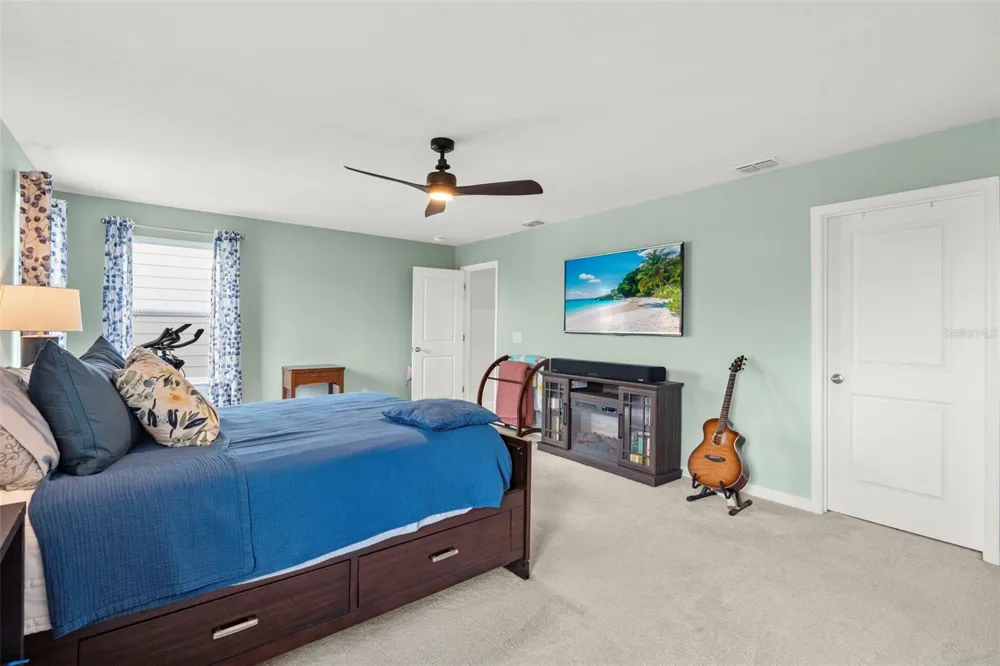3053 HILL POINT STREET Minneola, FL 34715