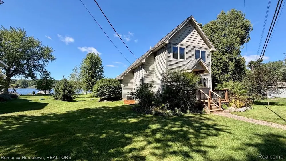5737 Mabley Hill Road Hartland Township, MI 48430