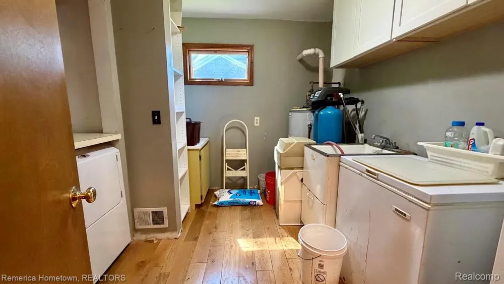 5737 Mabley Hill Road Hartland Township, MI 48430