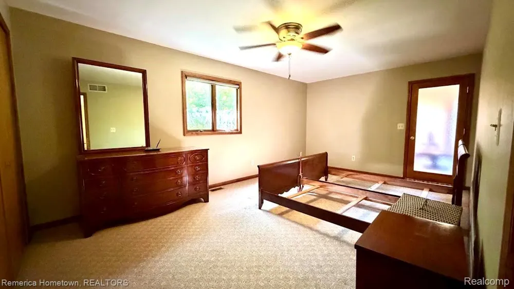 5737 Mabley Hill Road Hartland Township, MI 48430