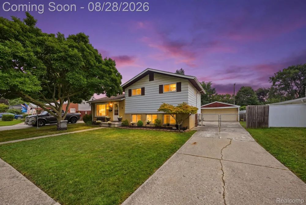 20410 Dubois Street Clinton Charter Township, MI 48035