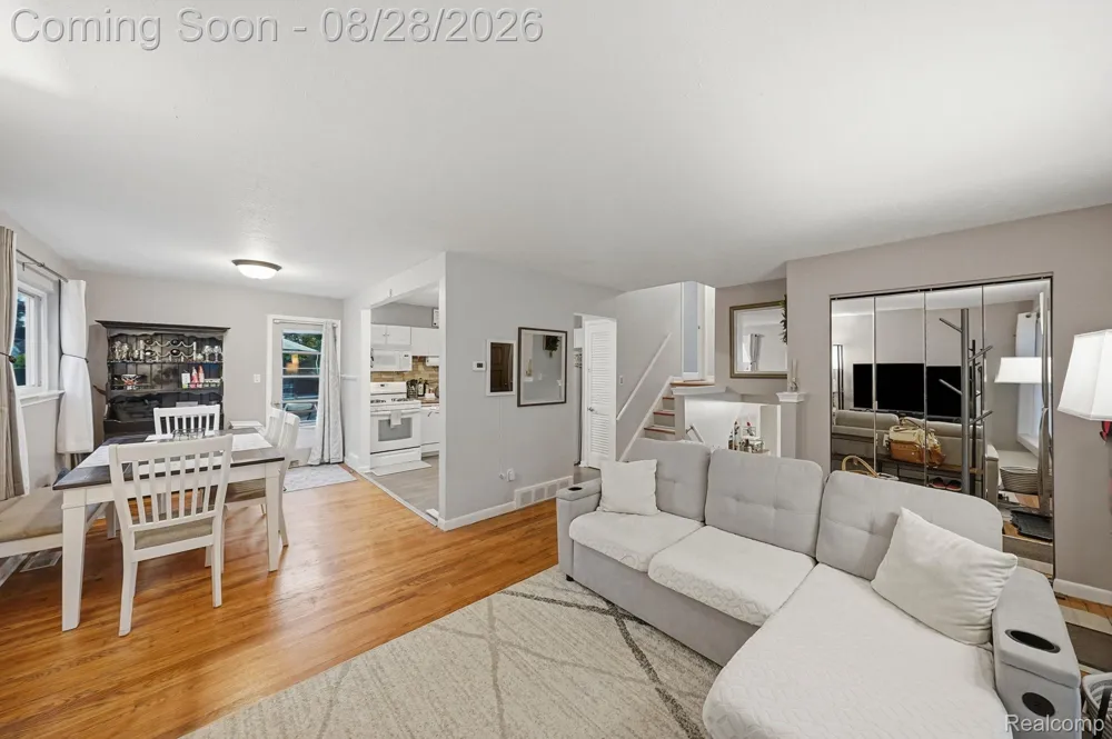 20410 Dubois Street Clinton Charter Township, MI 48035
