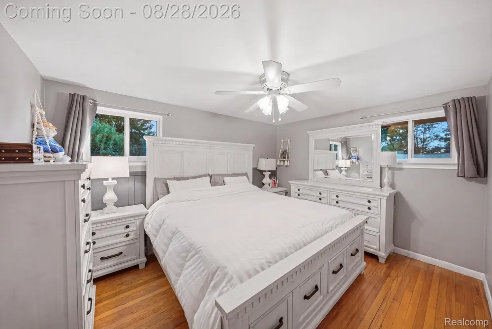 20410 Dubois Street Clinton Charter Township, MI 48035