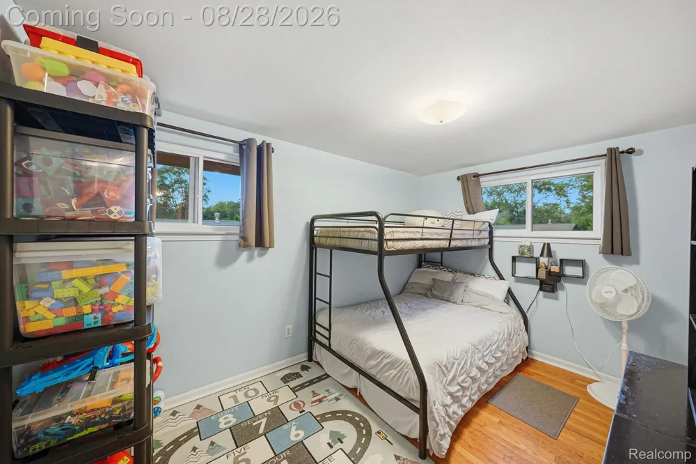 20410 Dubois Street Clinton Charter Township, MI 48035