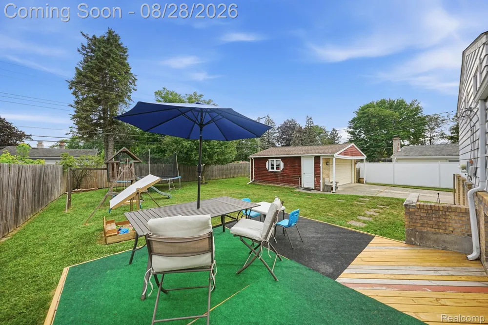 20410 Dubois Street Clinton Charter Township, MI 48035