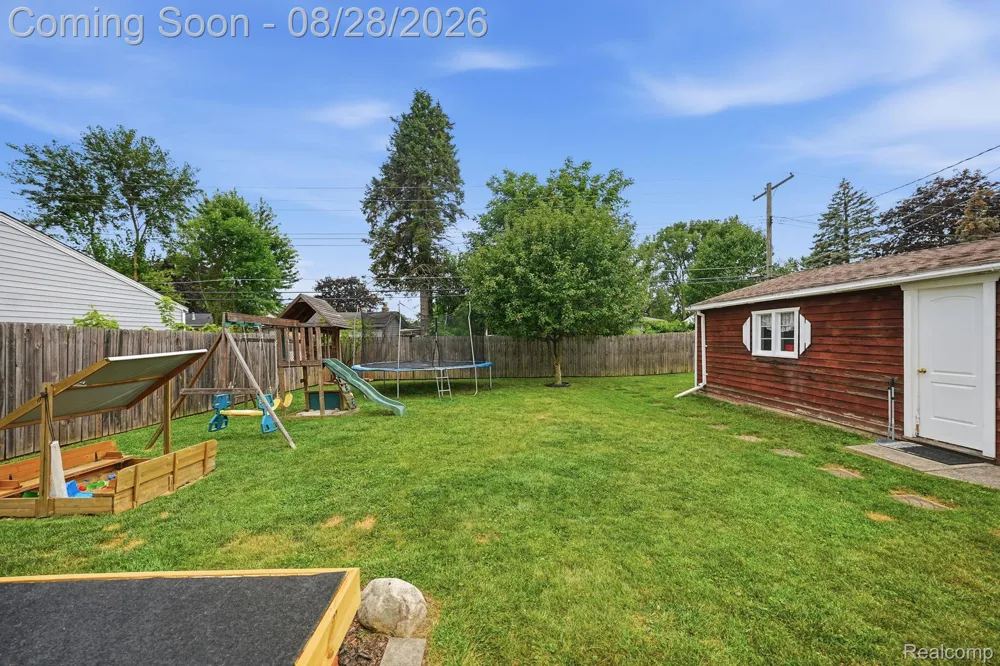 20410 Dubois Street Clinton Charter Township, MI 48035