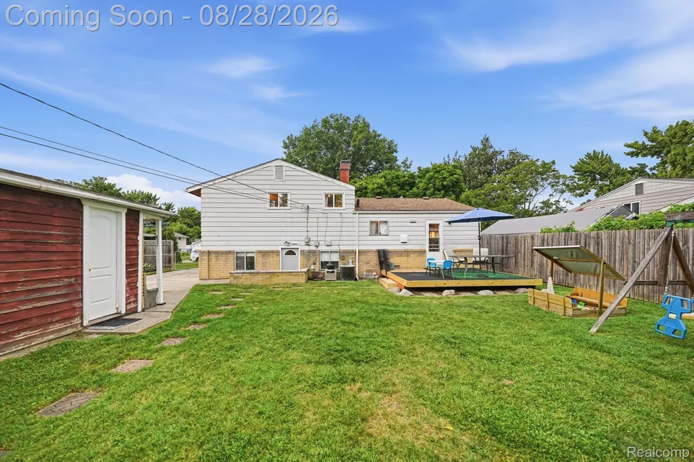 20410 Dubois Street Clinton Charter Township, MI 48035