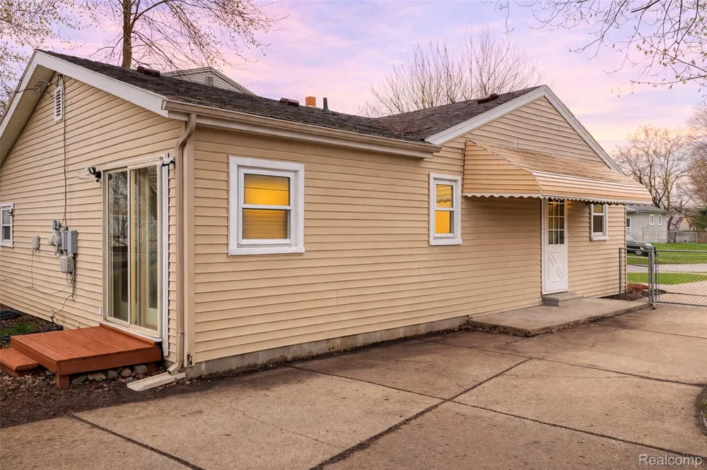 5961 Marvin Street Taylor City, MI 48180