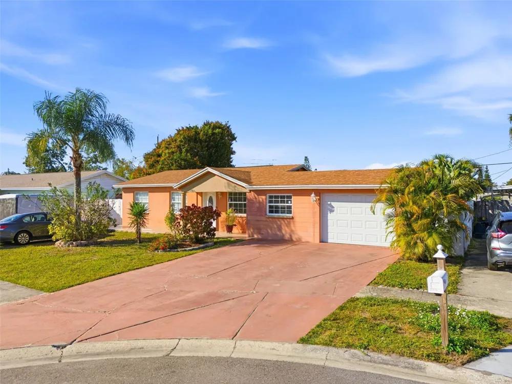 4914 HOLIDAY DRIVE Tampa, FL 33615