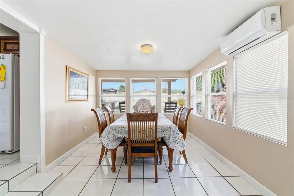 4914 HOLIDAY DRIVE Tampa, FL 33615