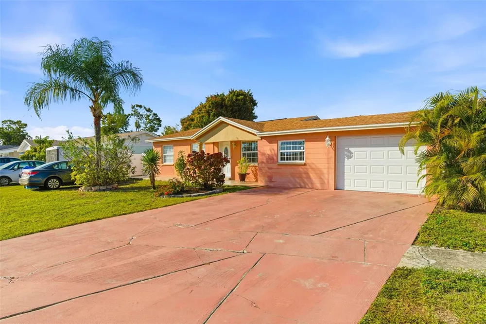 4914 HOLIDAY DRIVE Tampa, FL 33615