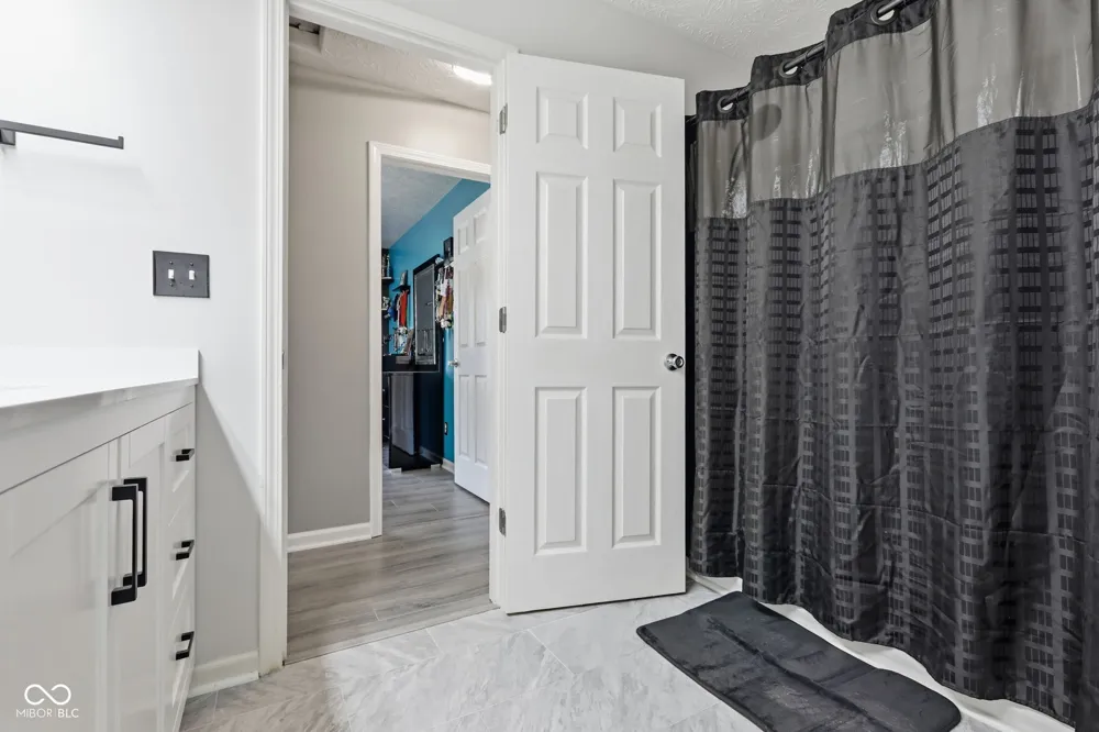 5485 Jutland Plainfield, IN 46168