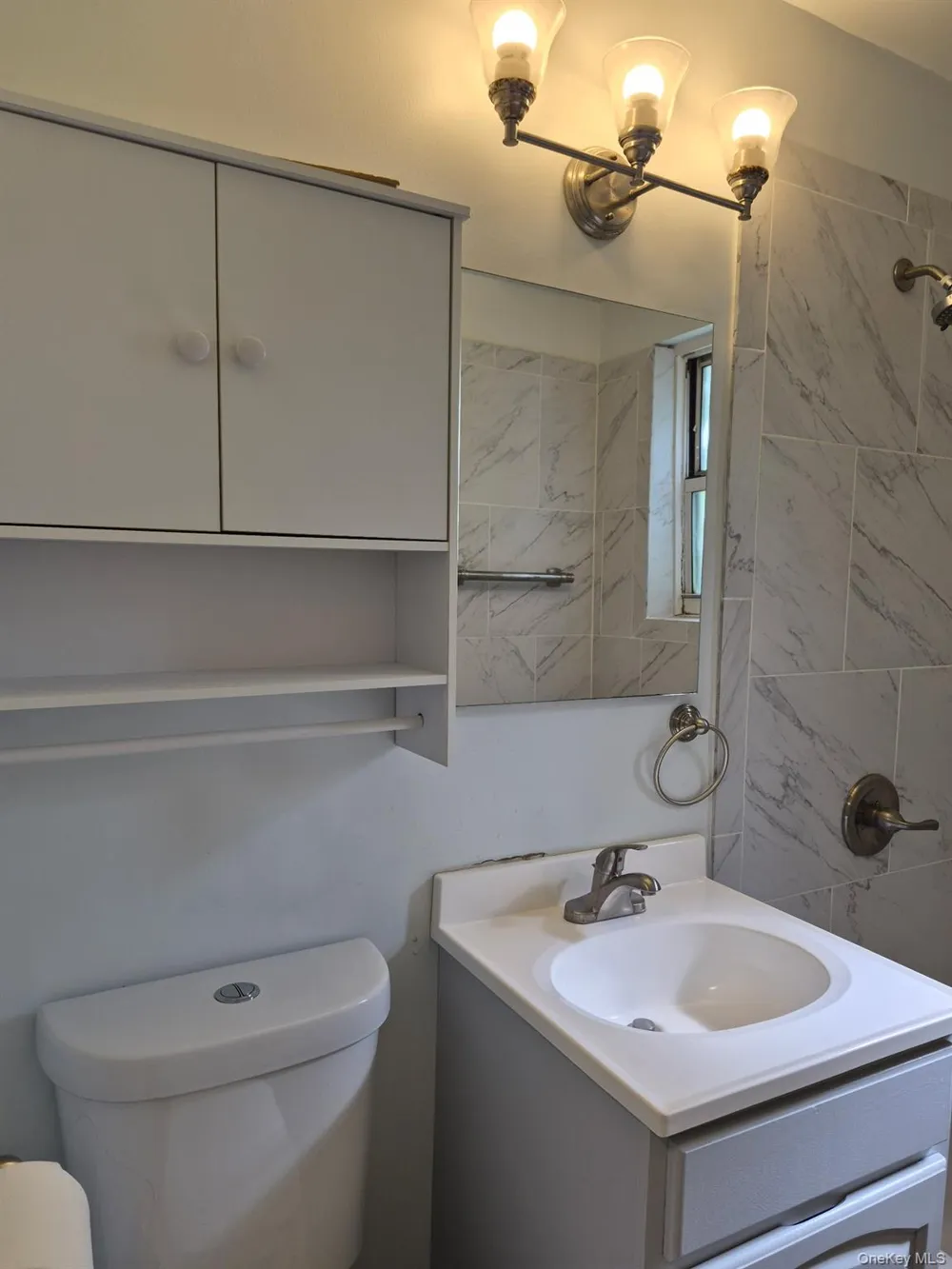 90 Spruce Street #2B Yonkers, NY 10701